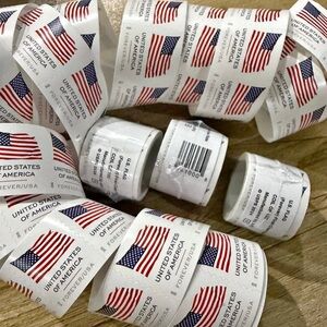 United States Flag 2025 Permanent Stamp - 10 rolls - 1000 stamps total
